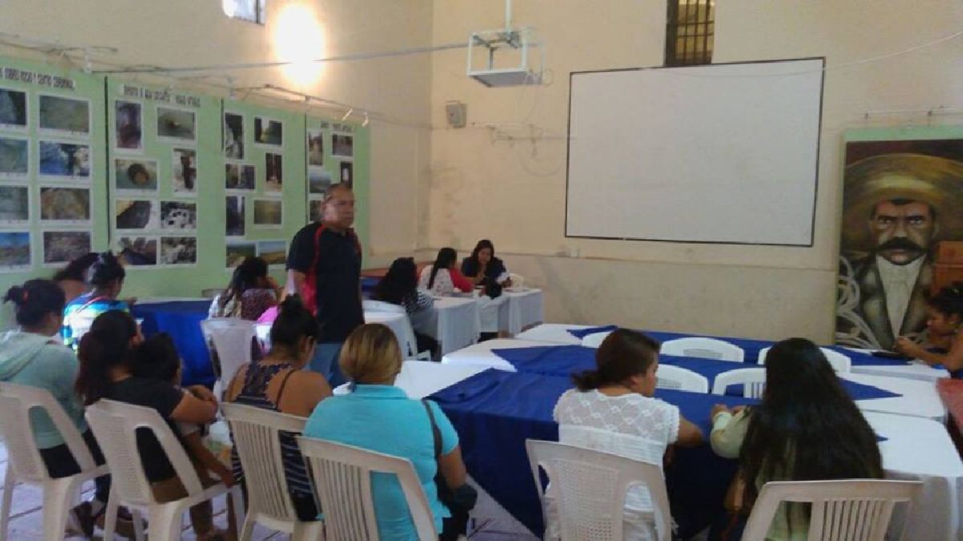 Brinda Jonacatepec capacitación laboral a la ciudadanía