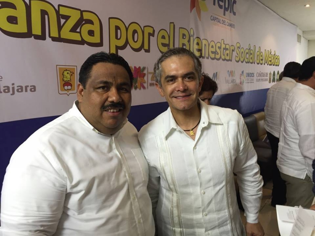 Asiste Raúl Tadeo Nava a la firma de la alianza por el bienestar social de México