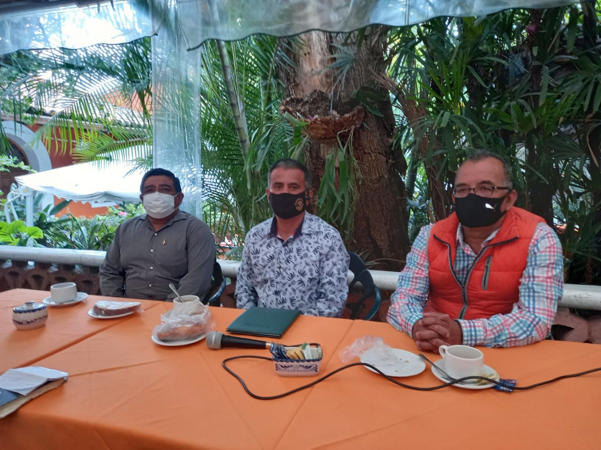 Anuncian militantes del PT su salida del partido