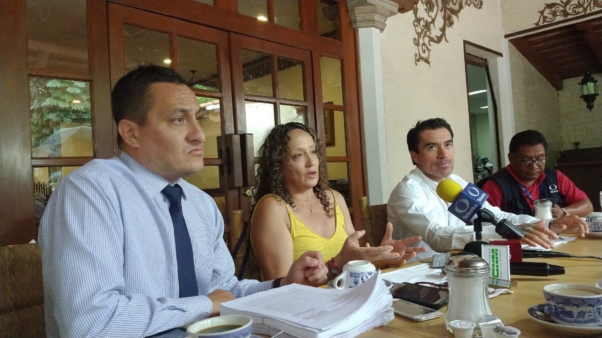 Denuncian trabajadores posibles actos de corrupción en el IEBEM