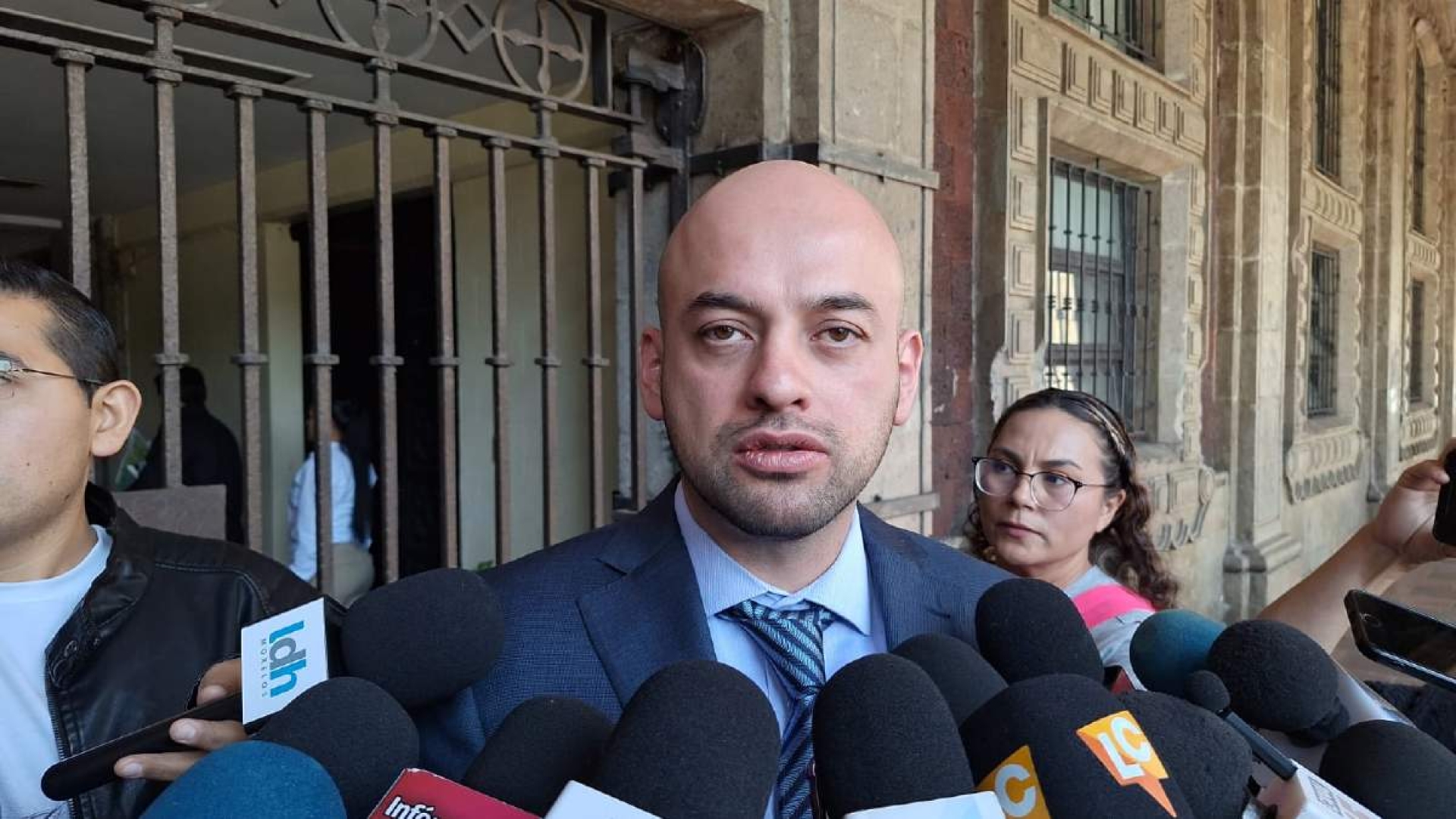 Édgar Maldonado da voto de confianza a coordinador de Movilidad