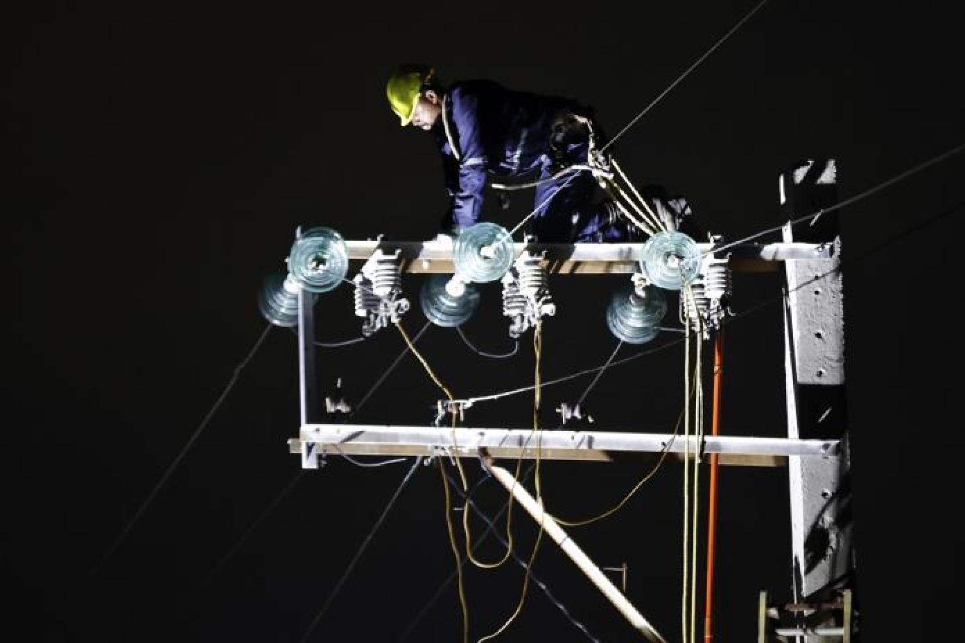 Red eléctrica en Cuba colapsa dejando sin luz a la población