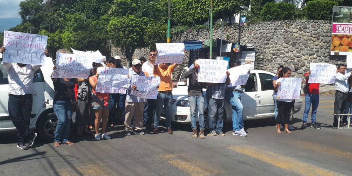 Instalan militantes del Partido Humanista plantón en el Impepac