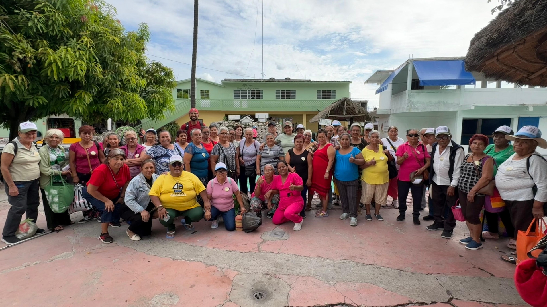 DIF Emiliano Zapata participa en 'Primer encuentro y convención de personas adultas mayores', en Tepalcingo