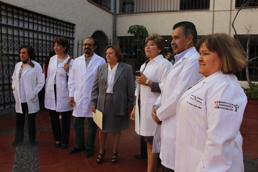 Médicos se manifiestan contra la “criminalización” del gremio