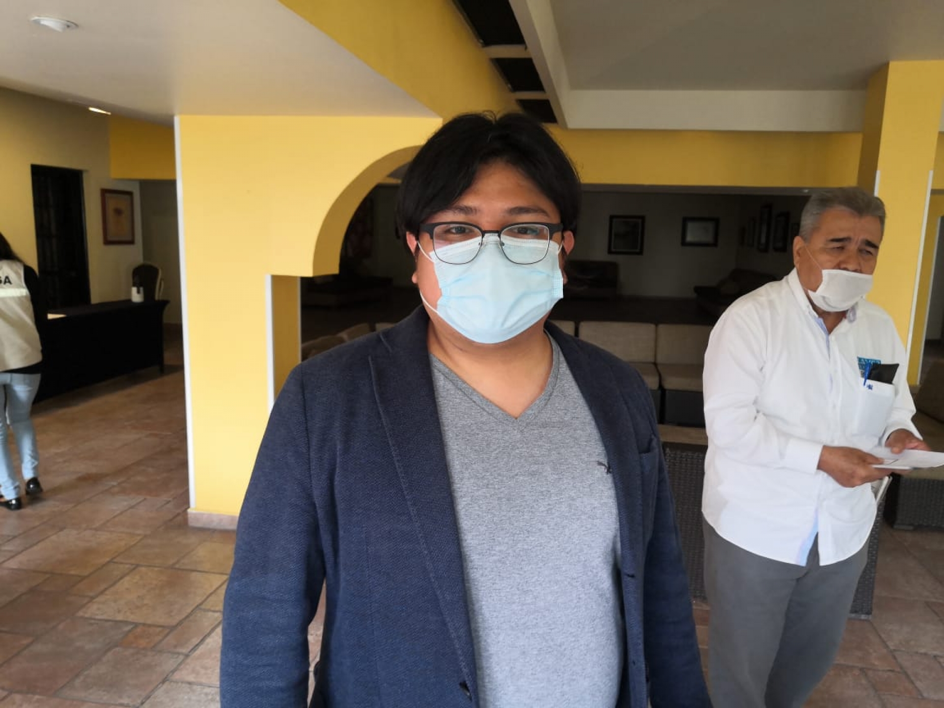 Visita Cuernavaca aspirante a dirigencia nacional de Morena, Gibrán Ramírez