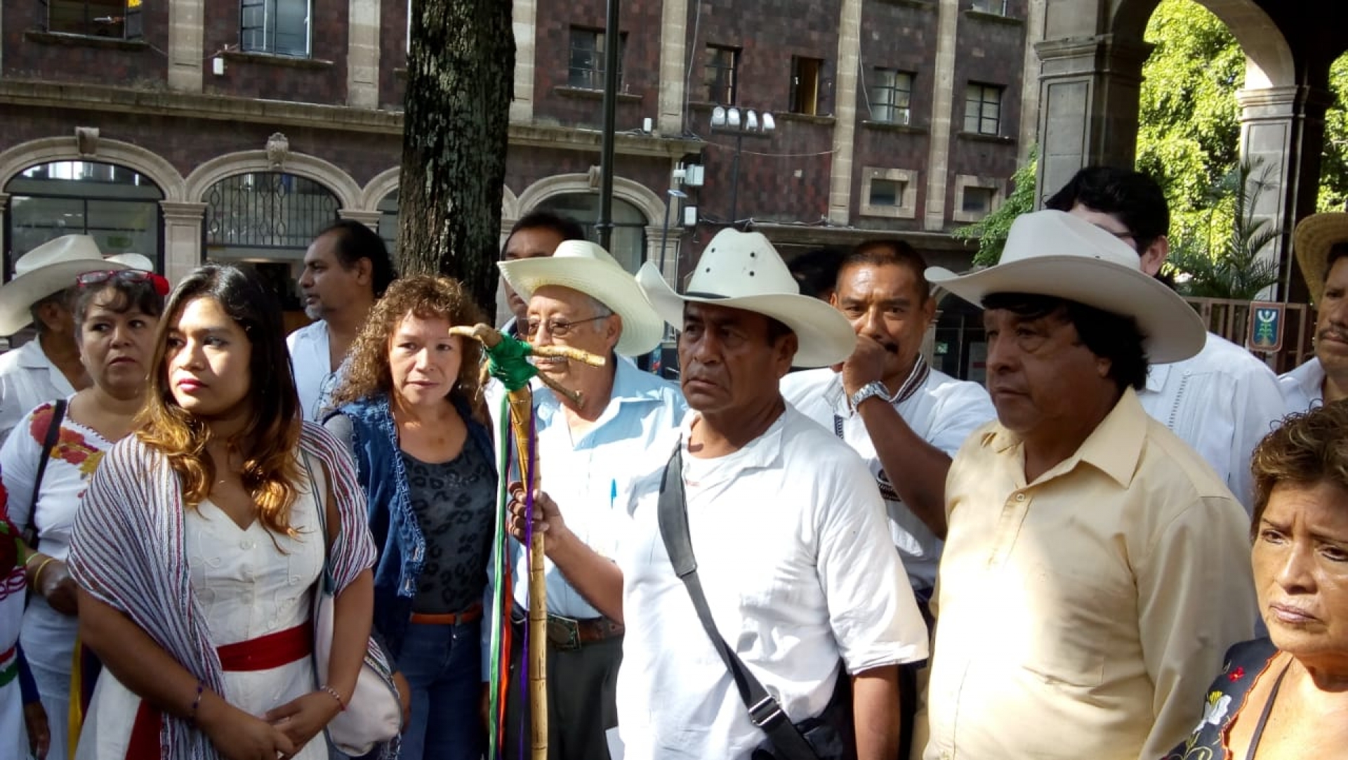 Pueblos indígenas convocan a un gobierno autónomo