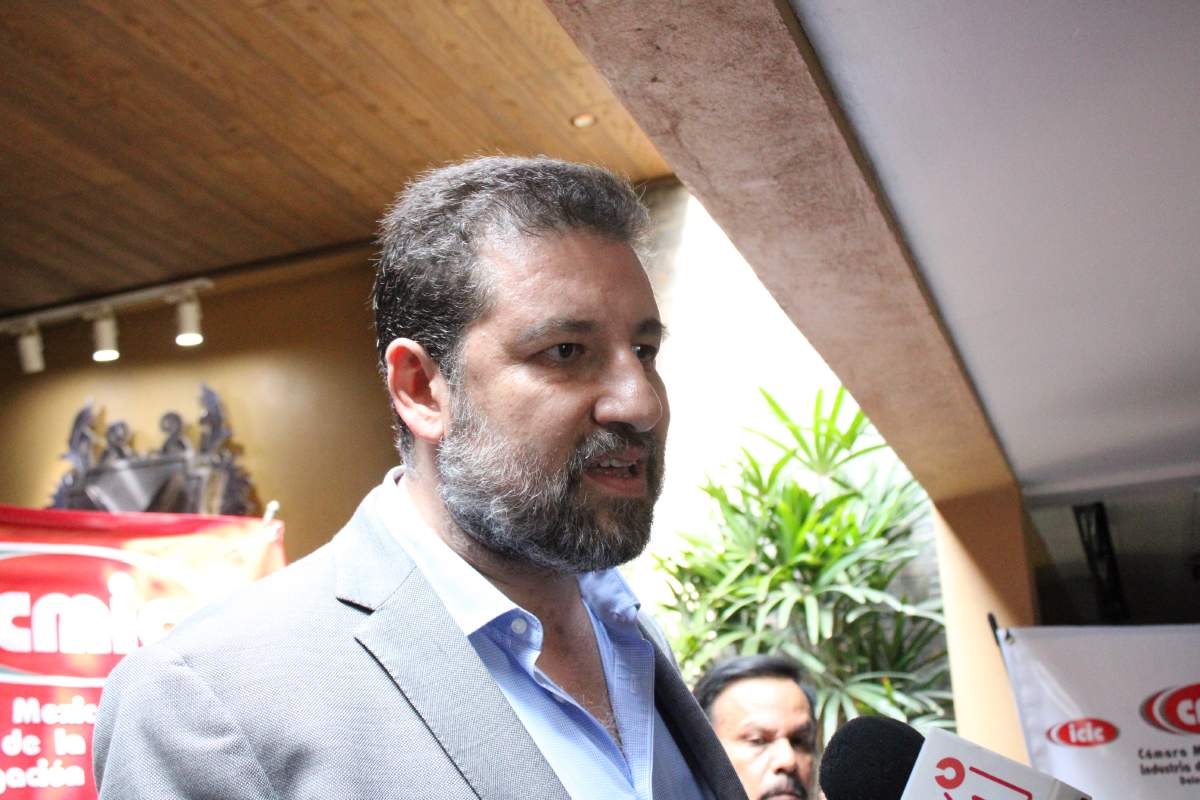 Constructores piden obras a municipios