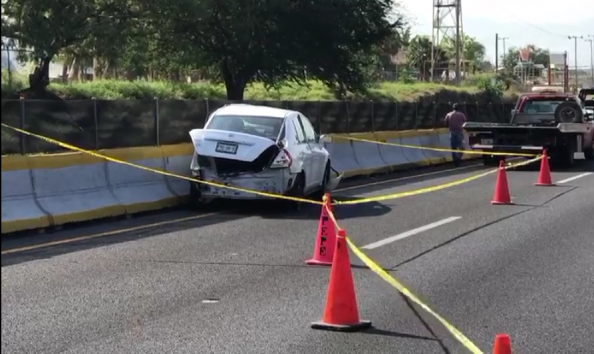Muere policía tras choque en la México-Acapulco