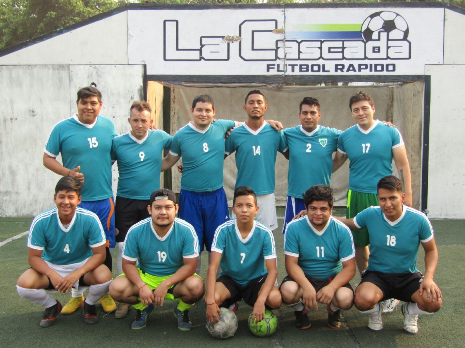 La Chilanguita y London Gin, campeones del Torneo Gastronómico