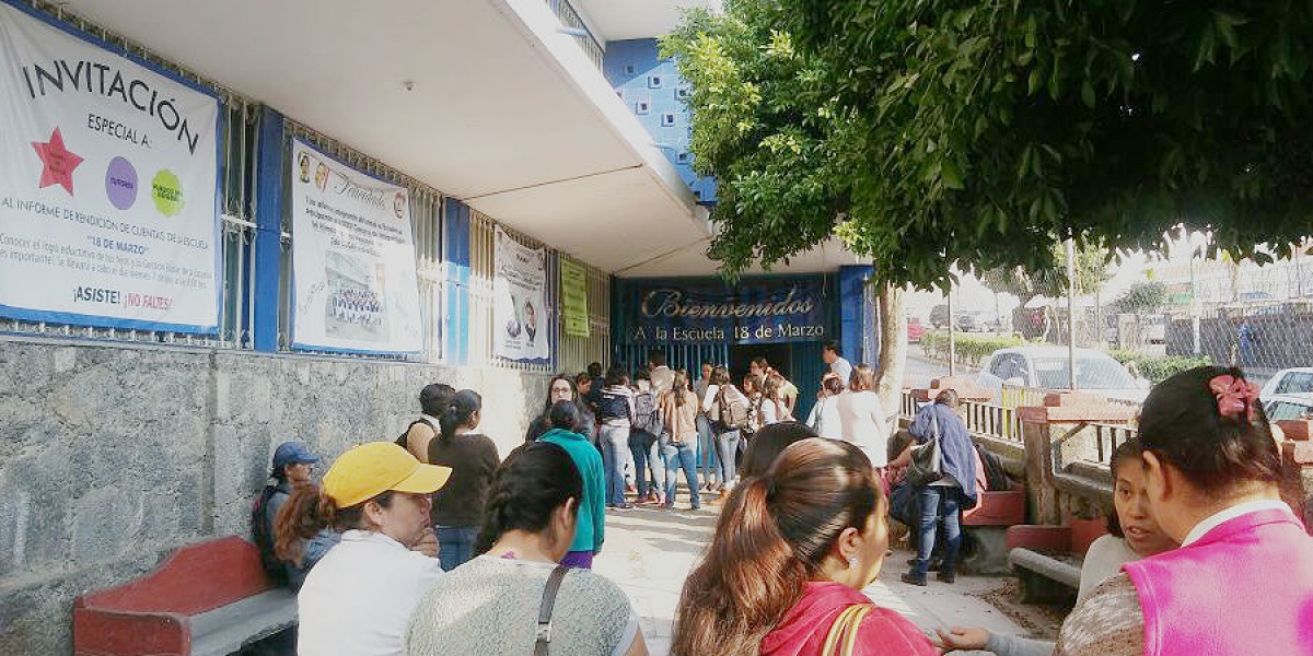 Desconfían padres de familia de dictamen sobre primaria en Tlaltenango