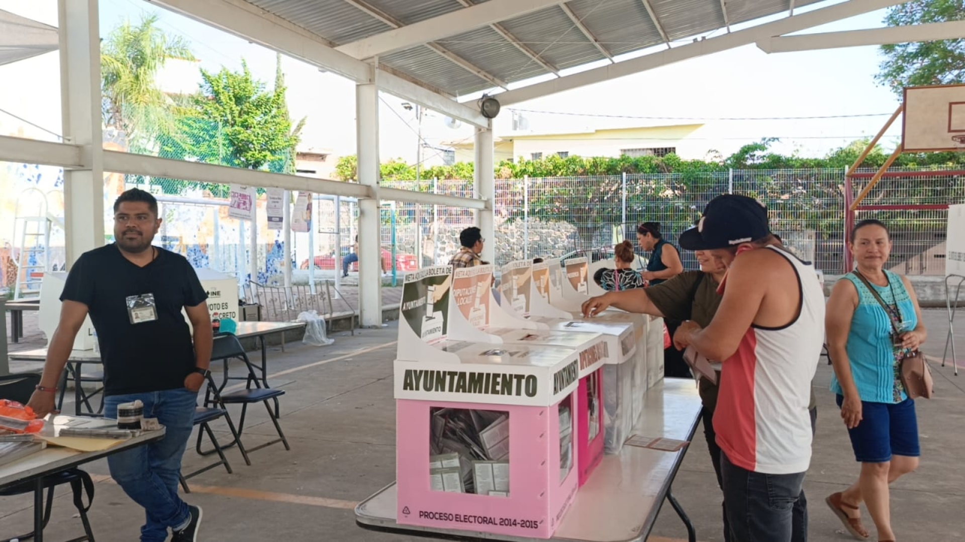 Bajó afluencia de votantes en diversas casillas en Cuernavaca, a partir de las dos de la tarde