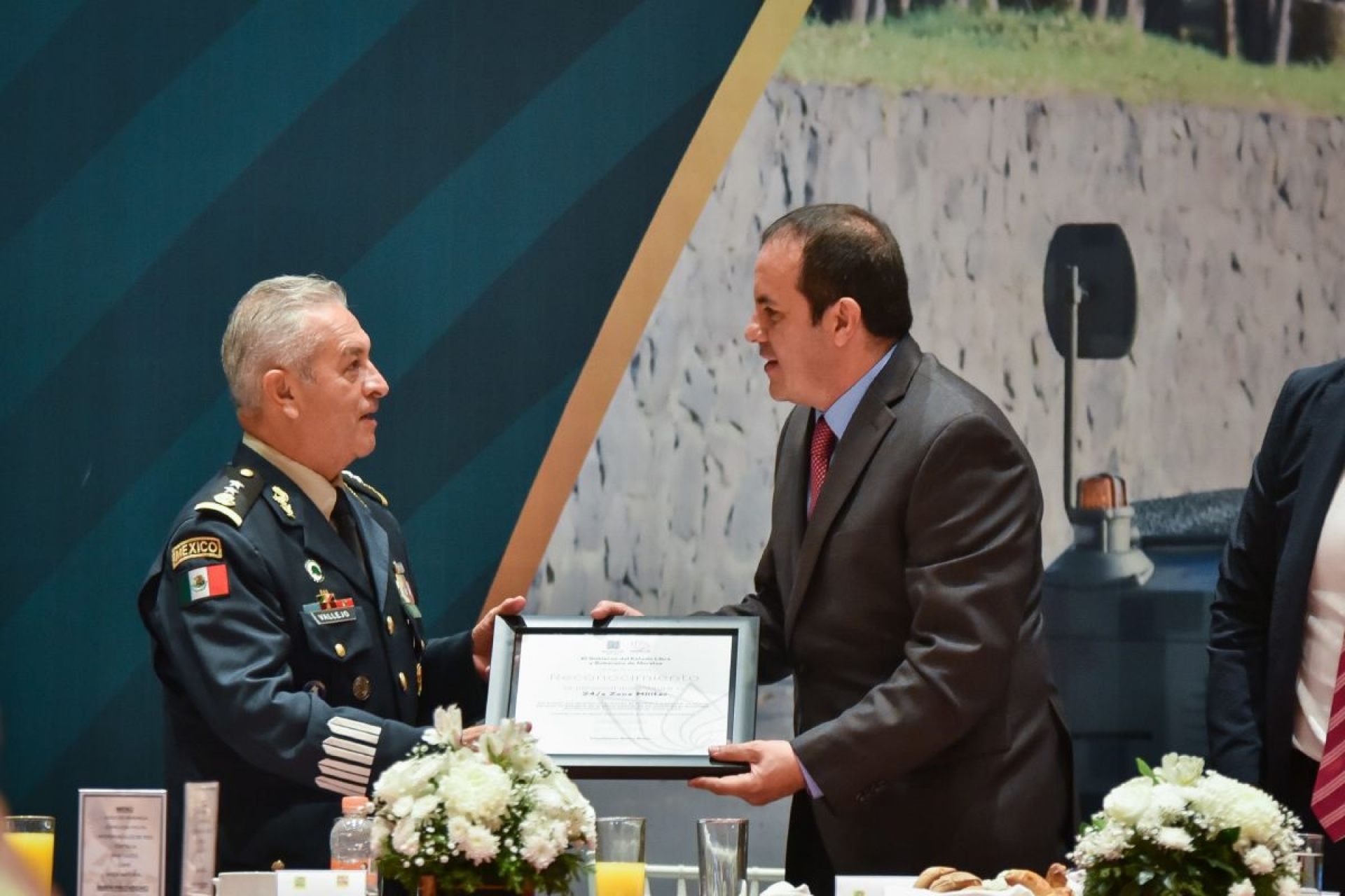 Reconoce Cuauhtémoc Blanco labor del Ejército Mexicano