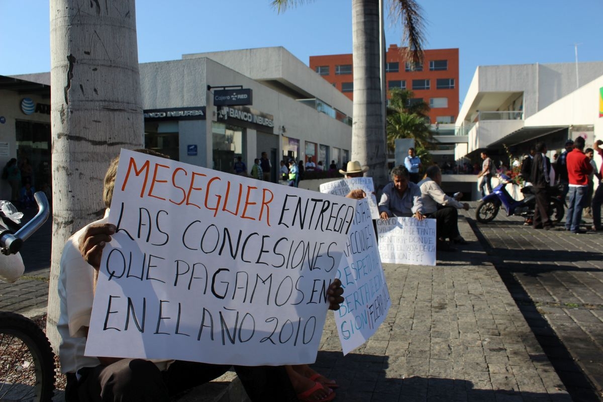 Piden a Adriana Flores castigar anomalías en la SMyT