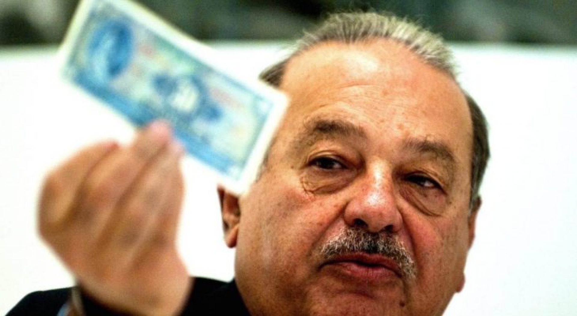 Carlos Slim manda consejo a AMLO y dice que si no tiene dinero para NAICM pida préstamo a Europa