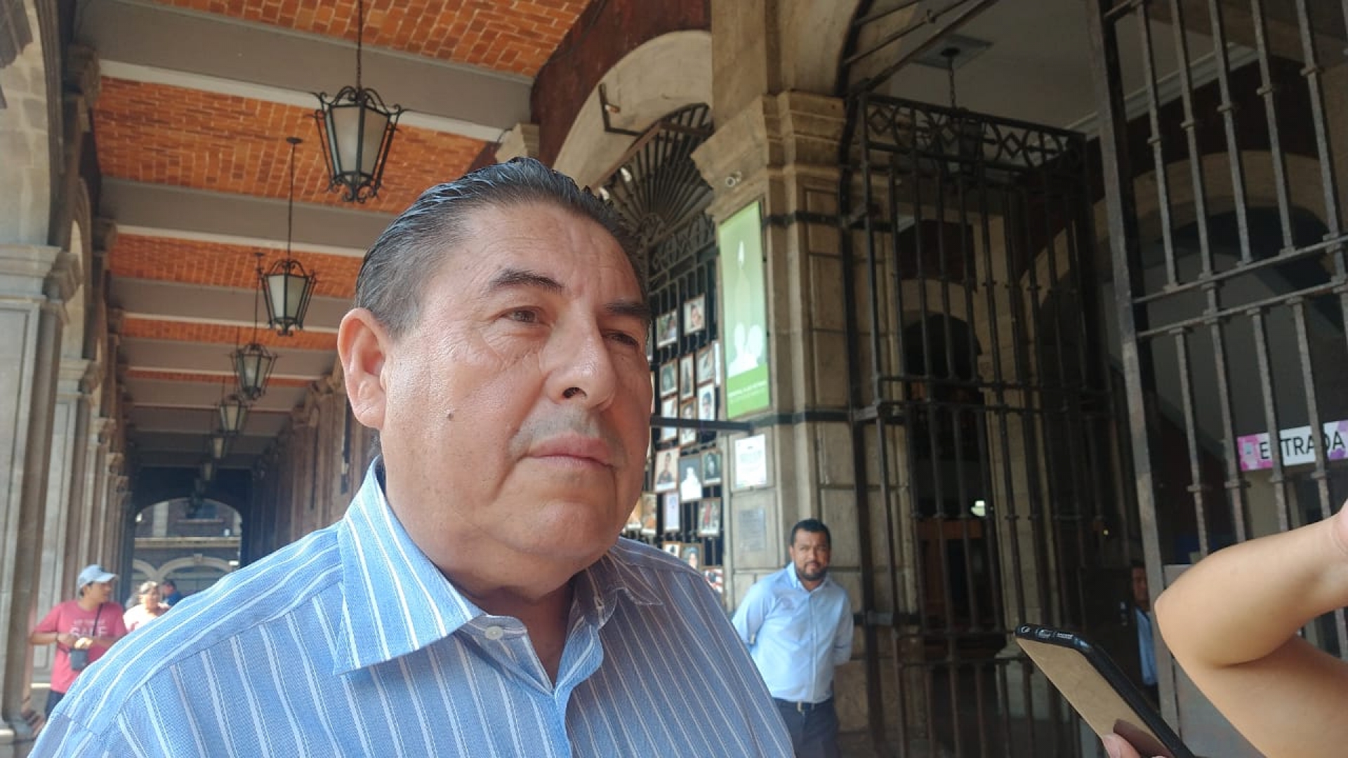 Informa SMyT que 50 mil automovilistas han reemplacado