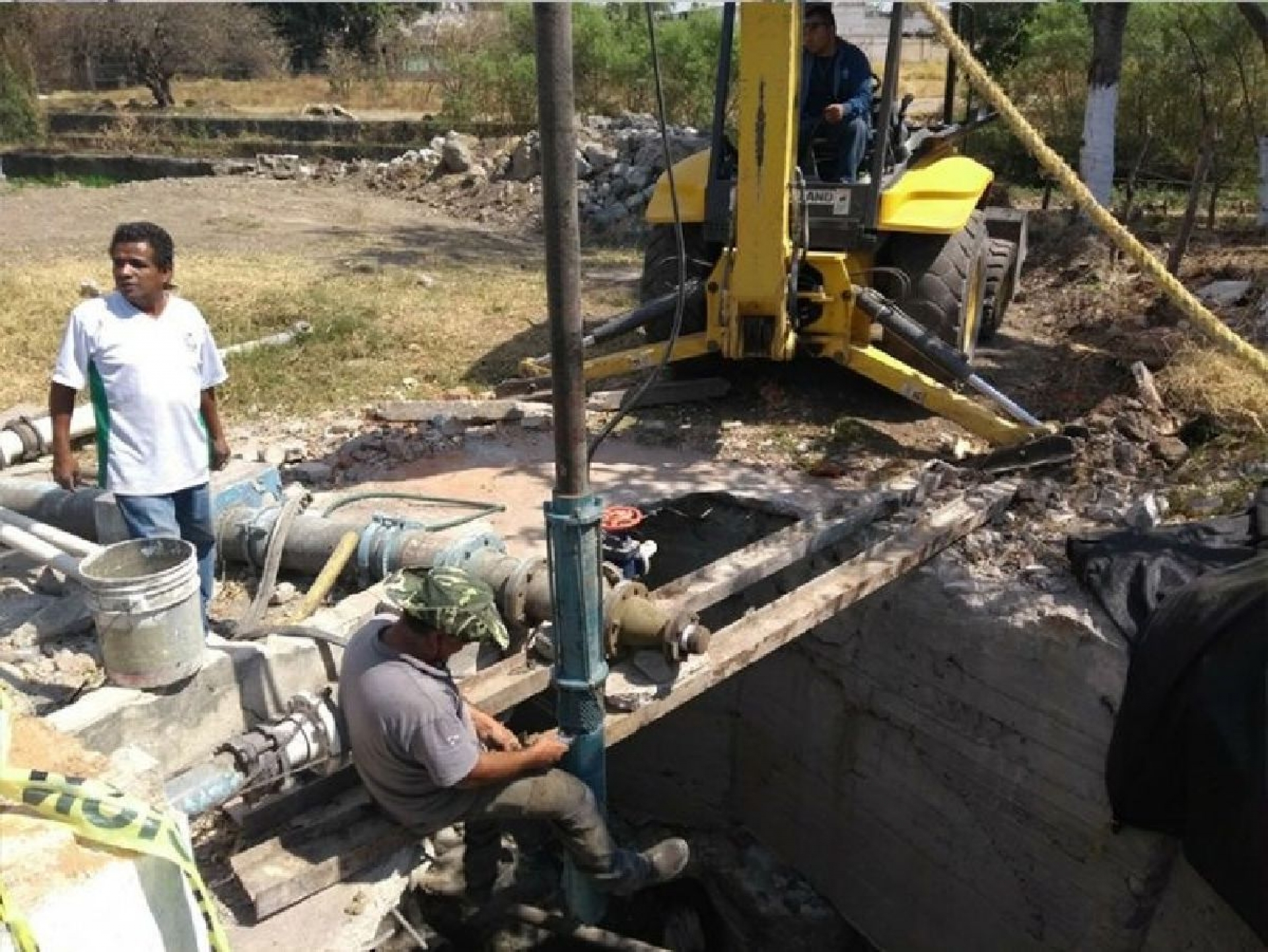 Desabasto de agua en colonias, a causa de daños por el sismo
