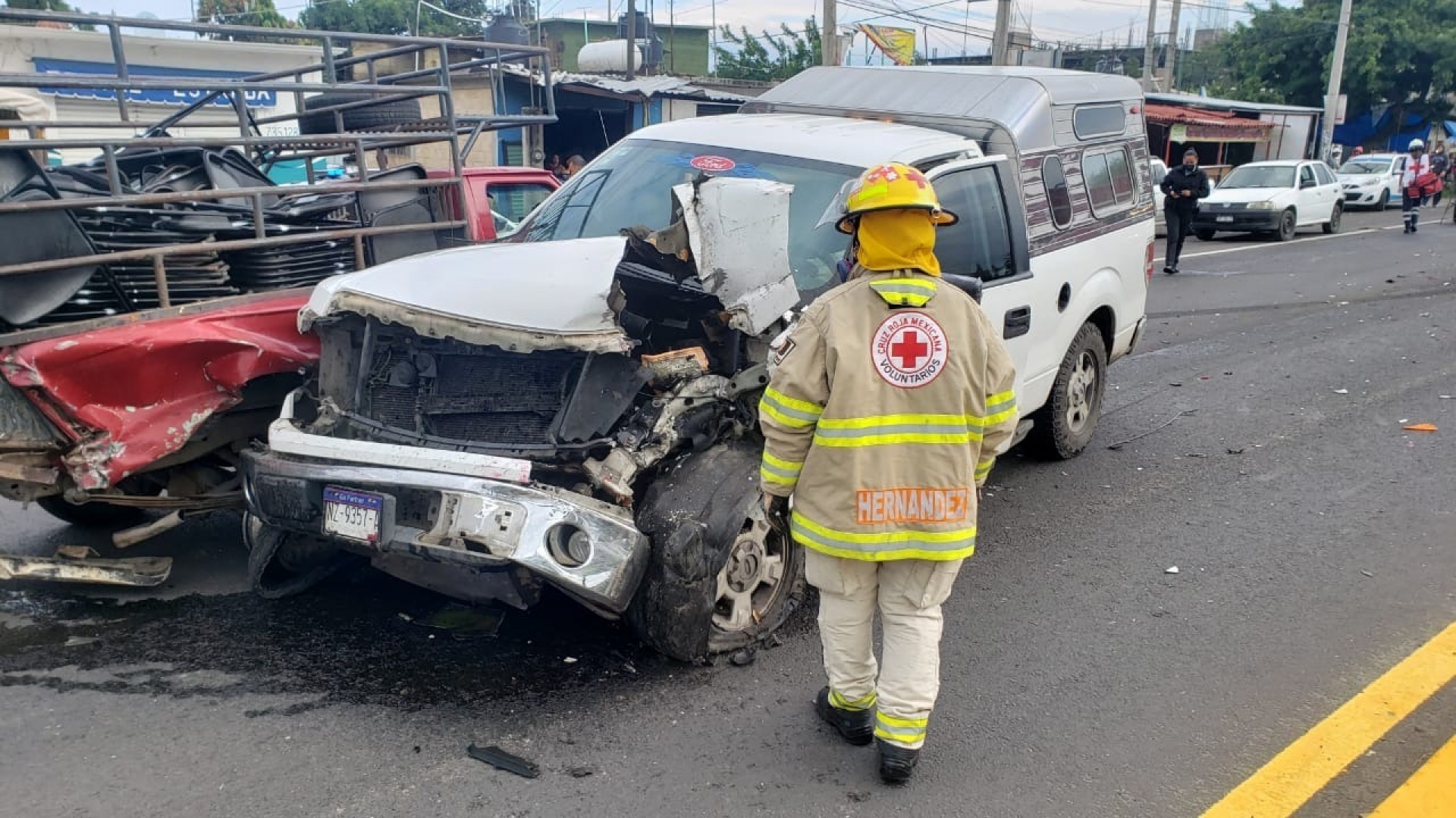 Una persona herida, tras impactarse dos camionetas en la carretera México-Cuautla