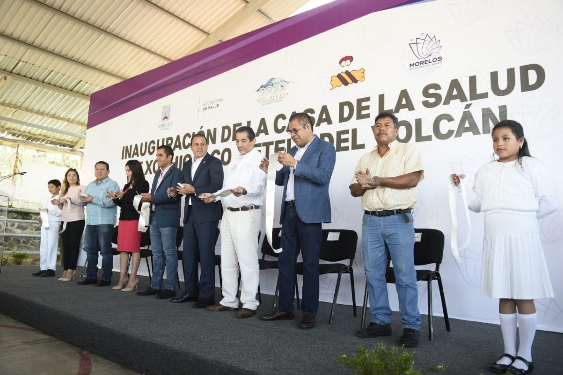 Acude gobernador a inauguración de casa de la salud en Tetela del Volcán