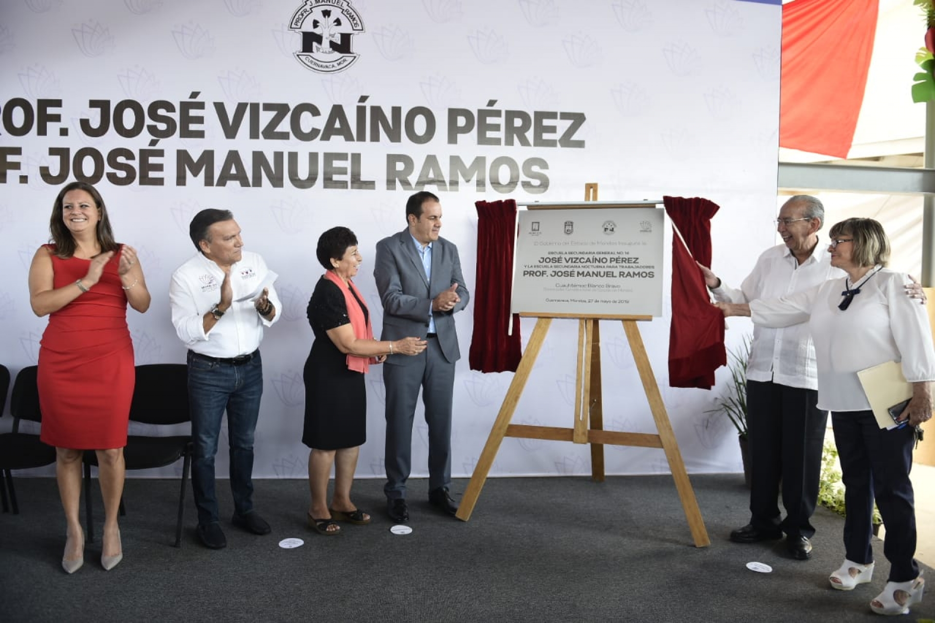 Inaugura gobernador la secundaria 14 'José Vizcaíno Pérez'