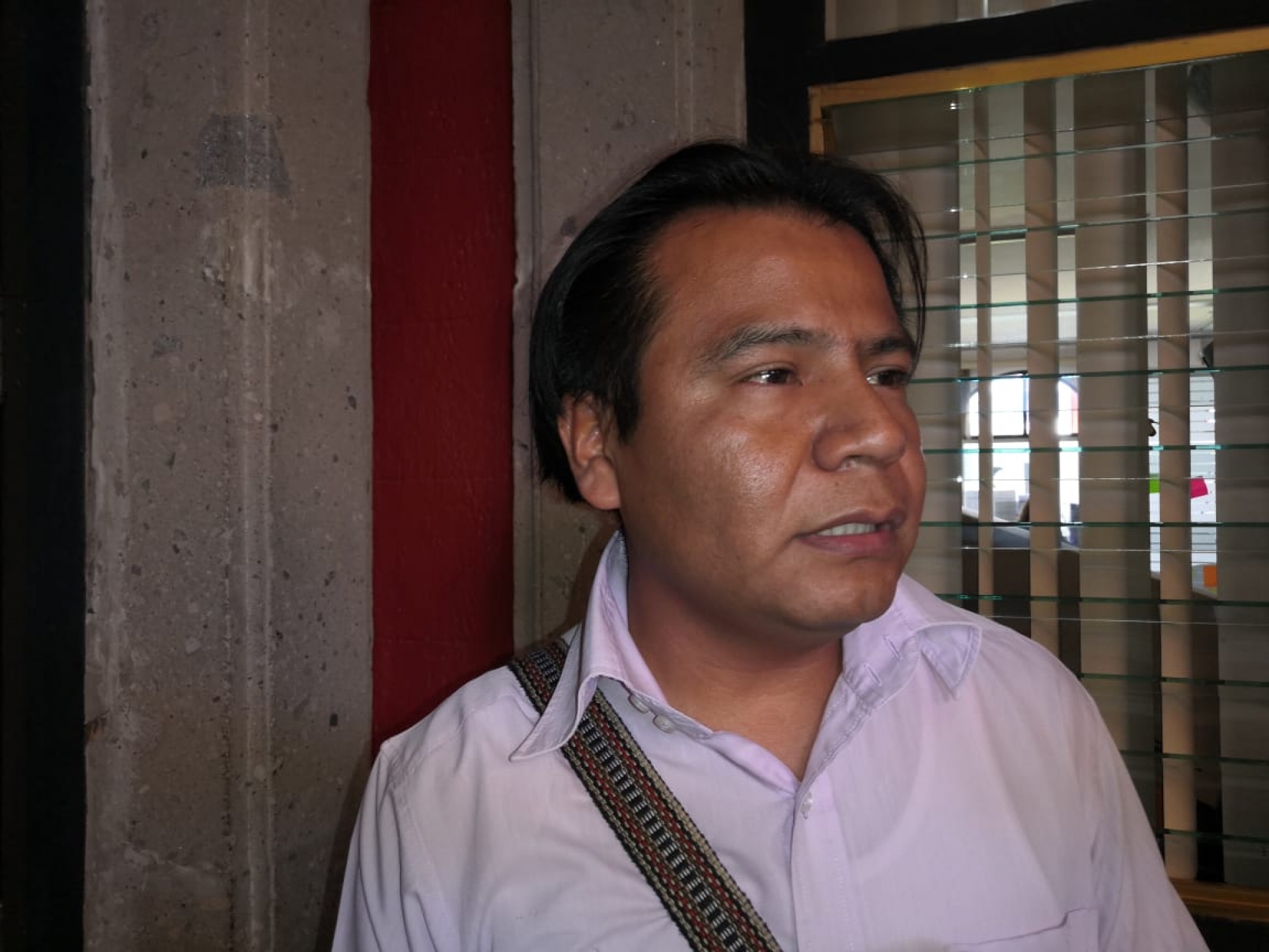 Padres de familia de primaria 'Samir Flores' de Amilcingo se manifestaron en Cuernavaca