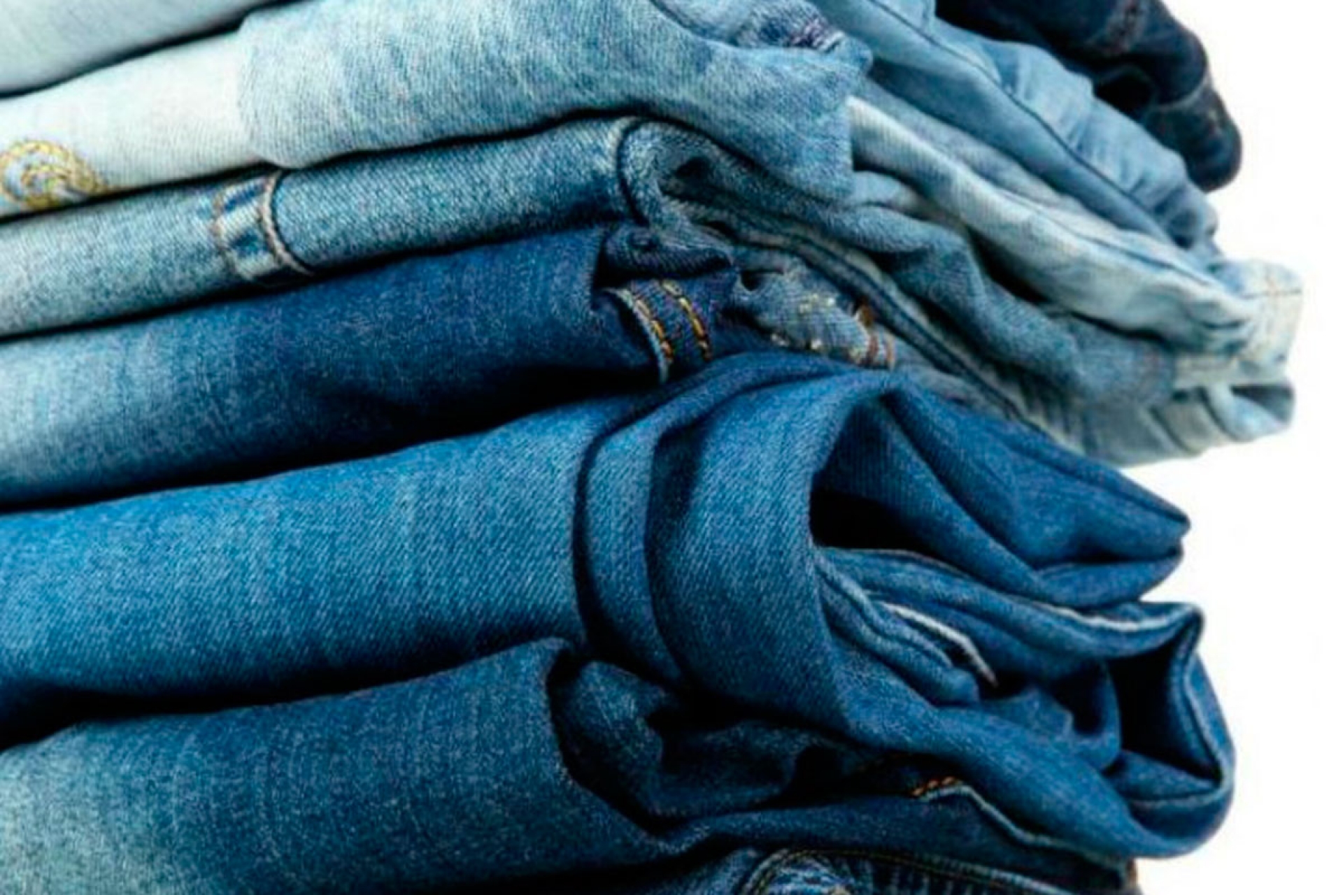 El riesgo de no lavar la ropa nueva antes de utilizarla