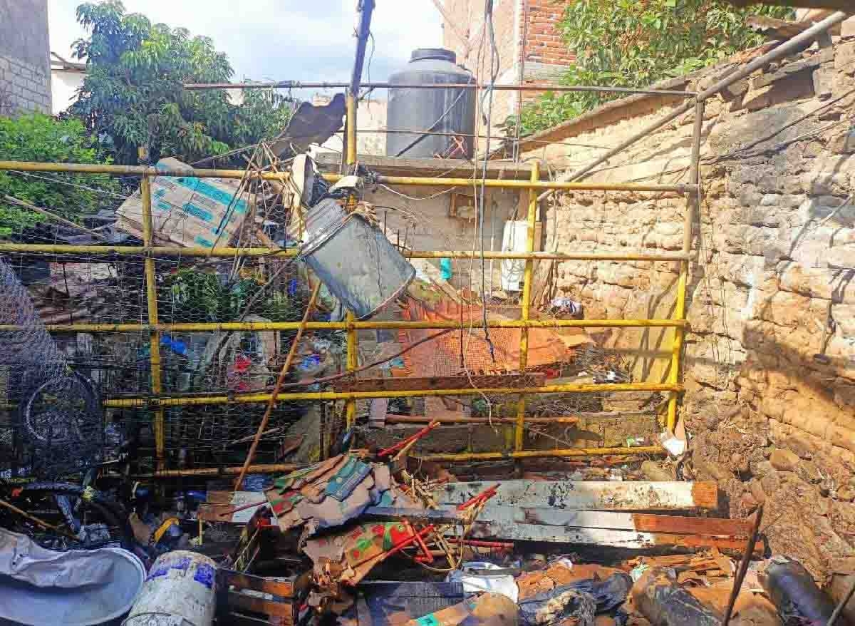 Explotan artificios pirotécnicos en casa de Tlayacapan