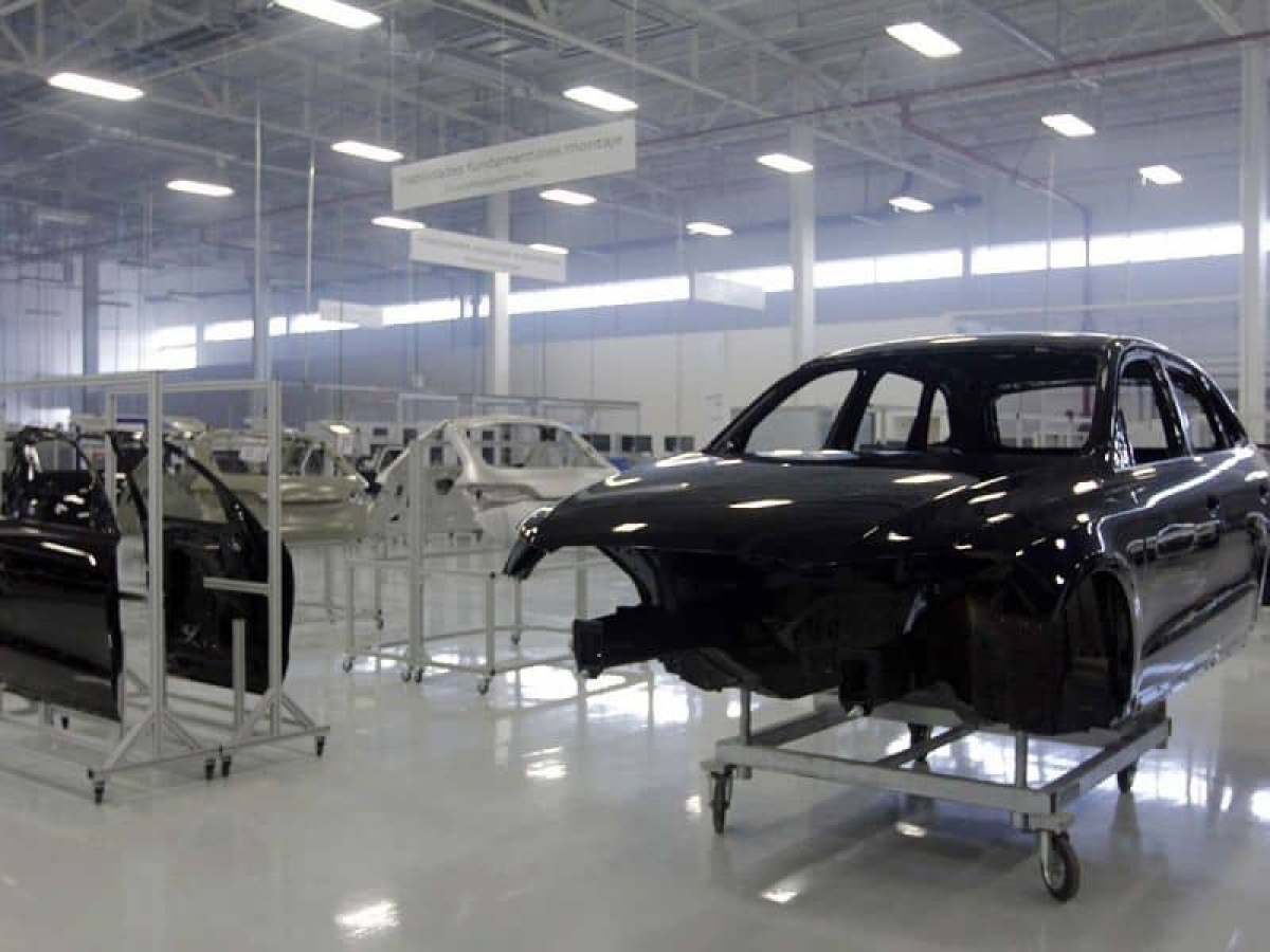 Cae 20.25% producción de autos en noviembre y bajan exportaciones más del 16%