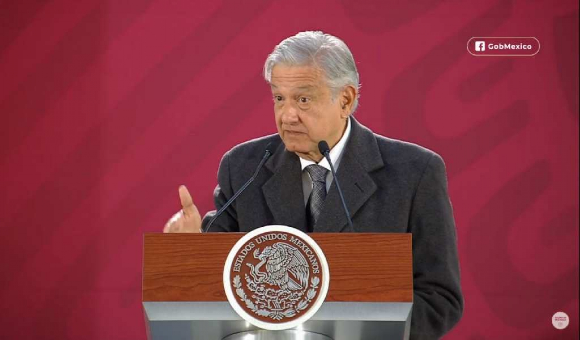 AMLO revela espionaje en su contra; halla cámara sofisticada en Palacio Nacional