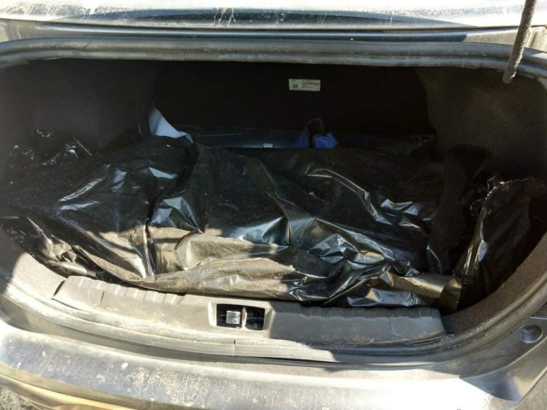 Encuentran un cadáver encajuelado en Tepetzingo