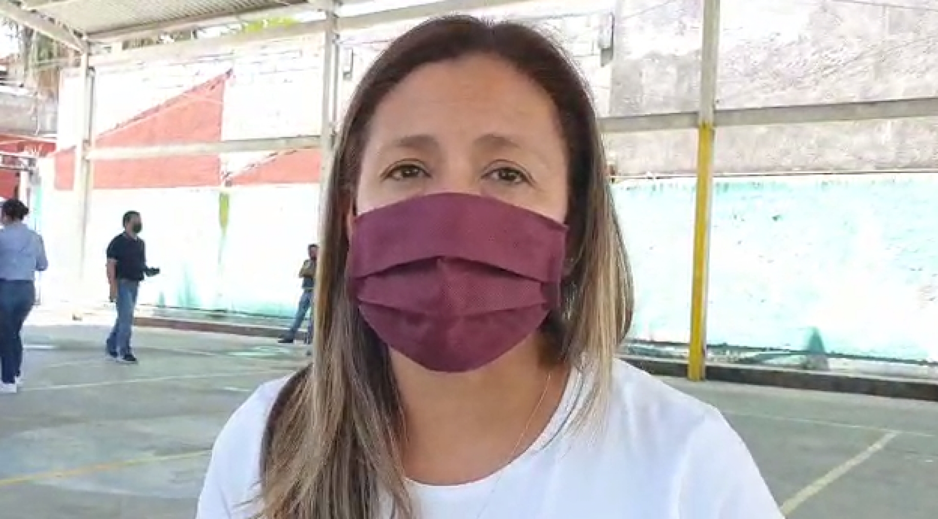 Llama legisladora a establecer sistema educativo virtual para todos los estudiantes de nivel básico