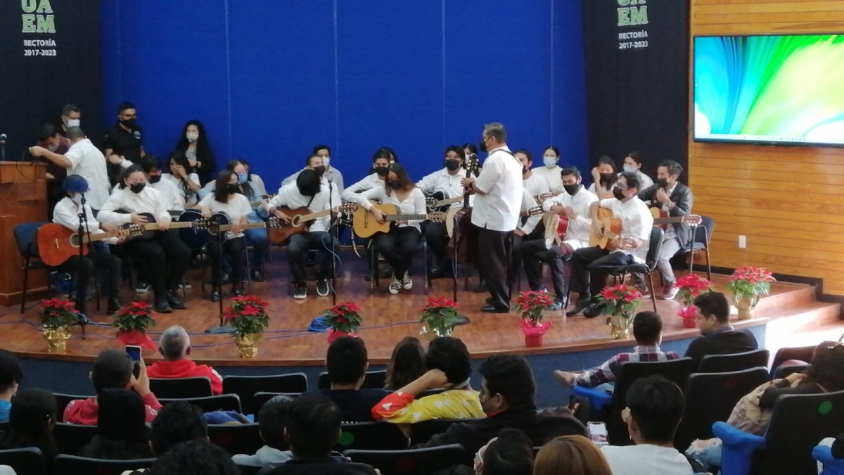 Realizan el 'Festival de Lenguas, Cultura y Deporte' en la UAEM