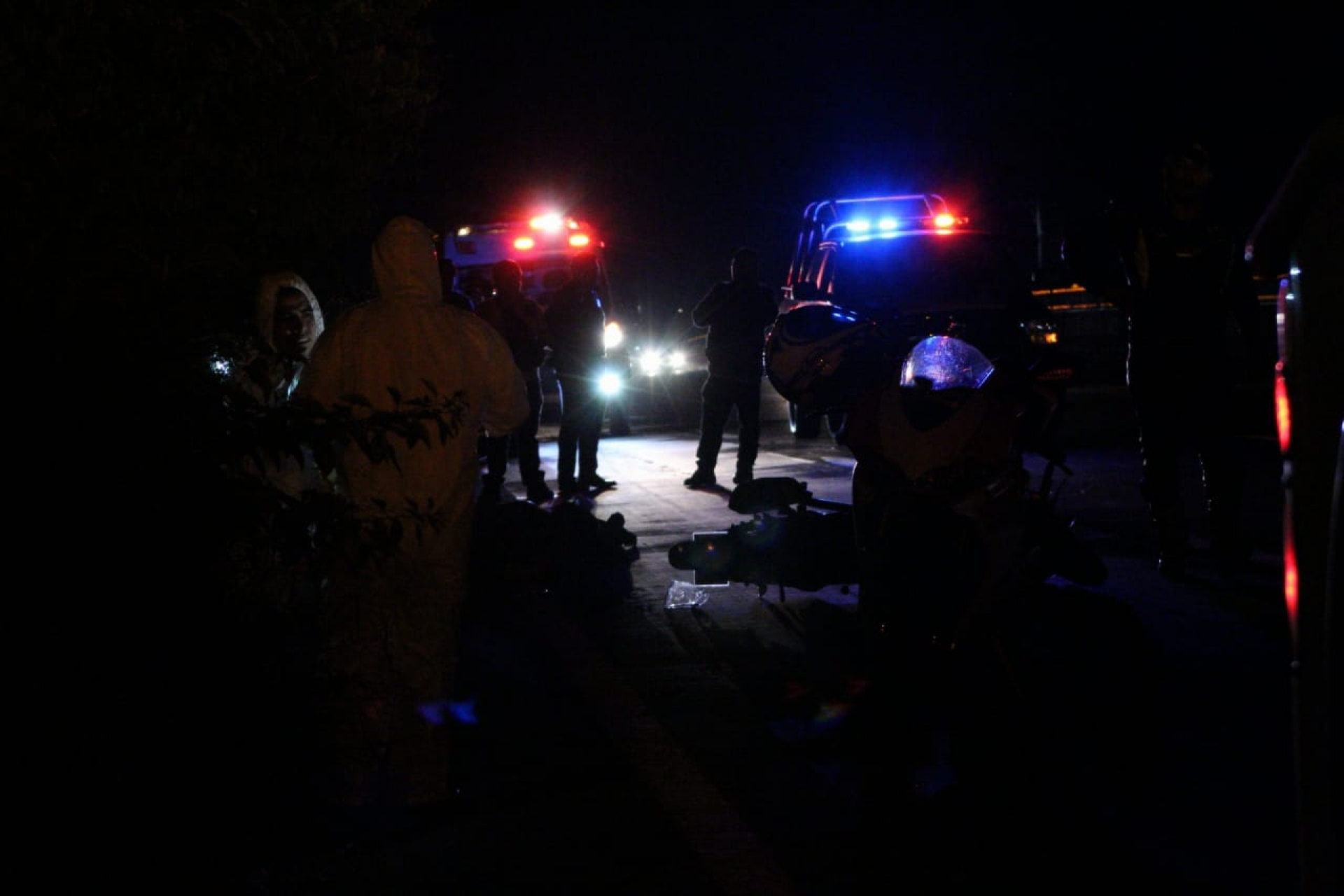 Un motociclista muerto y dos heridos, saldo de accidente en el paso exprés