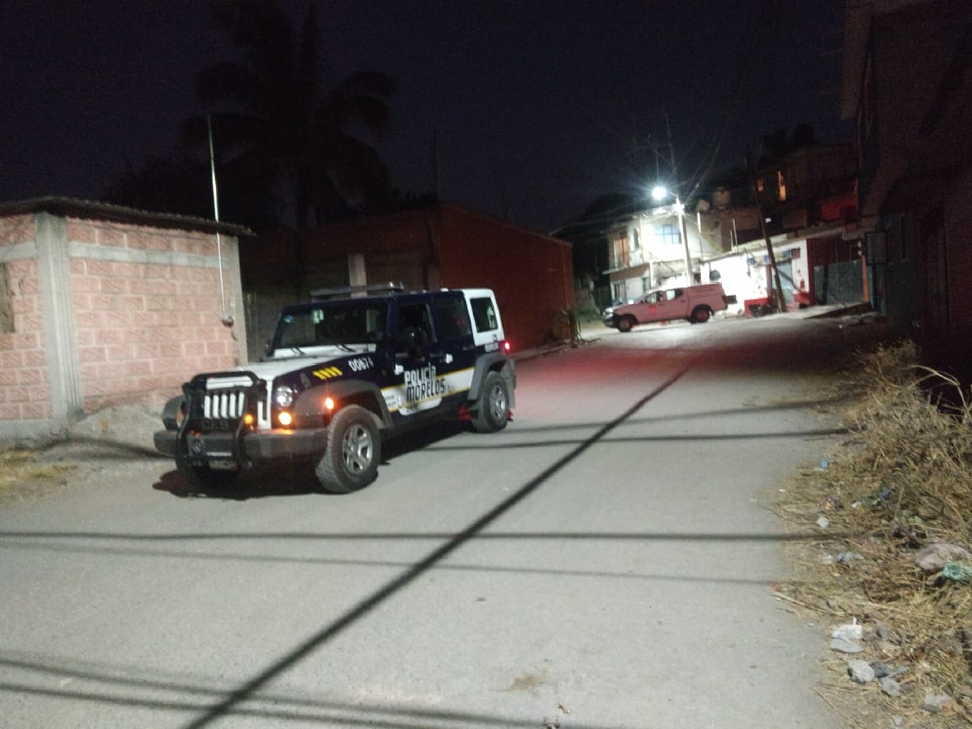 Asesina comando armado a tres hombres en la Calera Chica, en Jiutepec