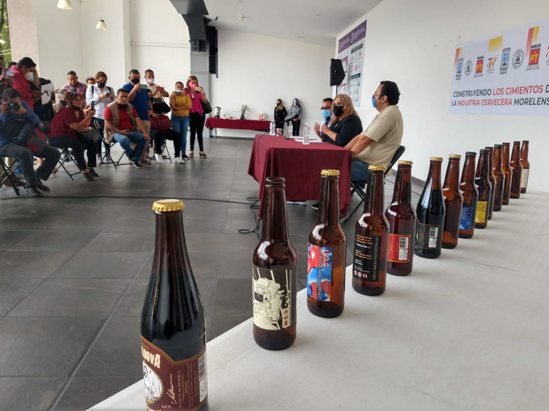 Buscan contribuir al fomento de la industria cervecera artesanal