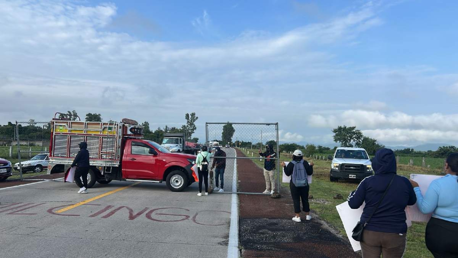 Llevan a mesa de diálogo reclamos de Amilcingo