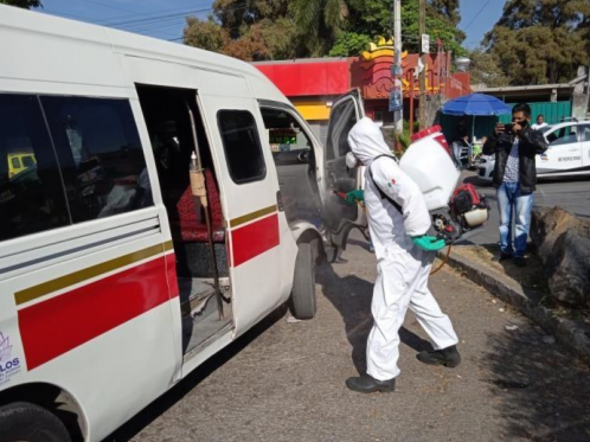 Efectúa SMyT operativo en Cuernavaca para sanitizar unidades del transporte público