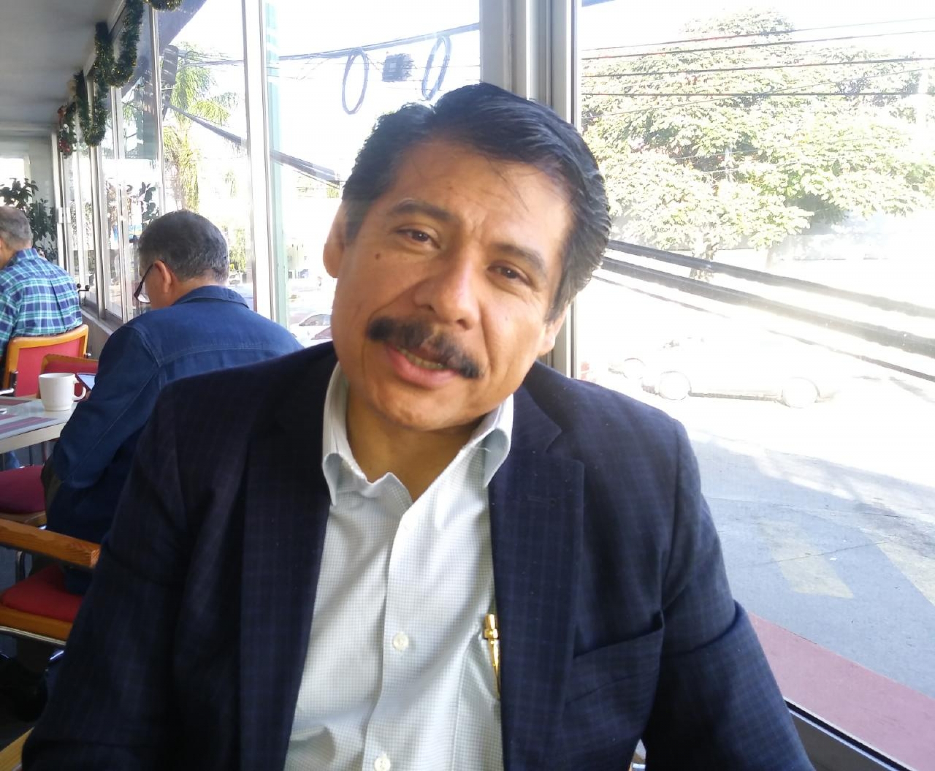 Piden trabajadores de Salud pago de 'medidas de fin de año'
