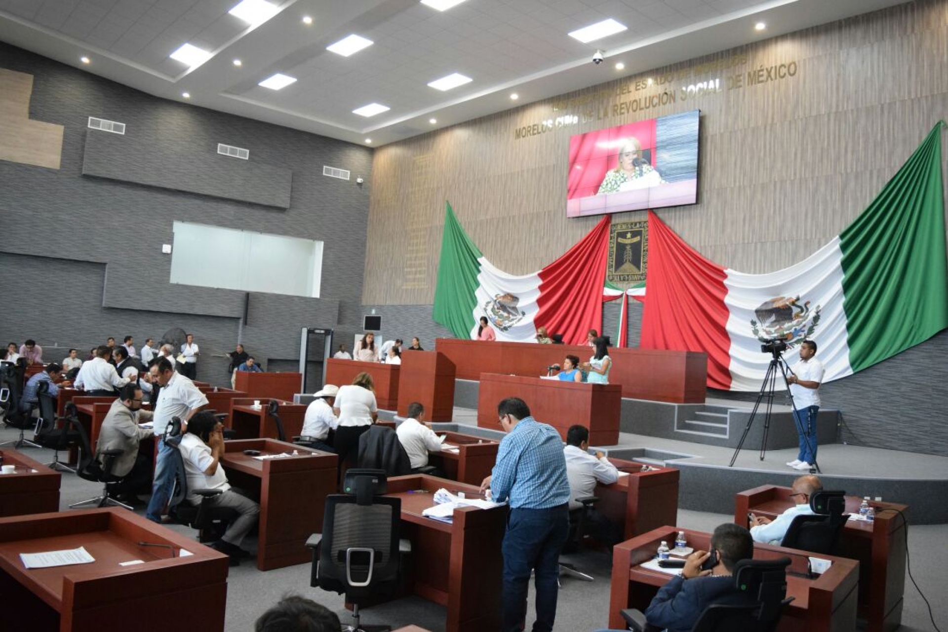 Pide diputada “blindar” el presupuesto del Congreso