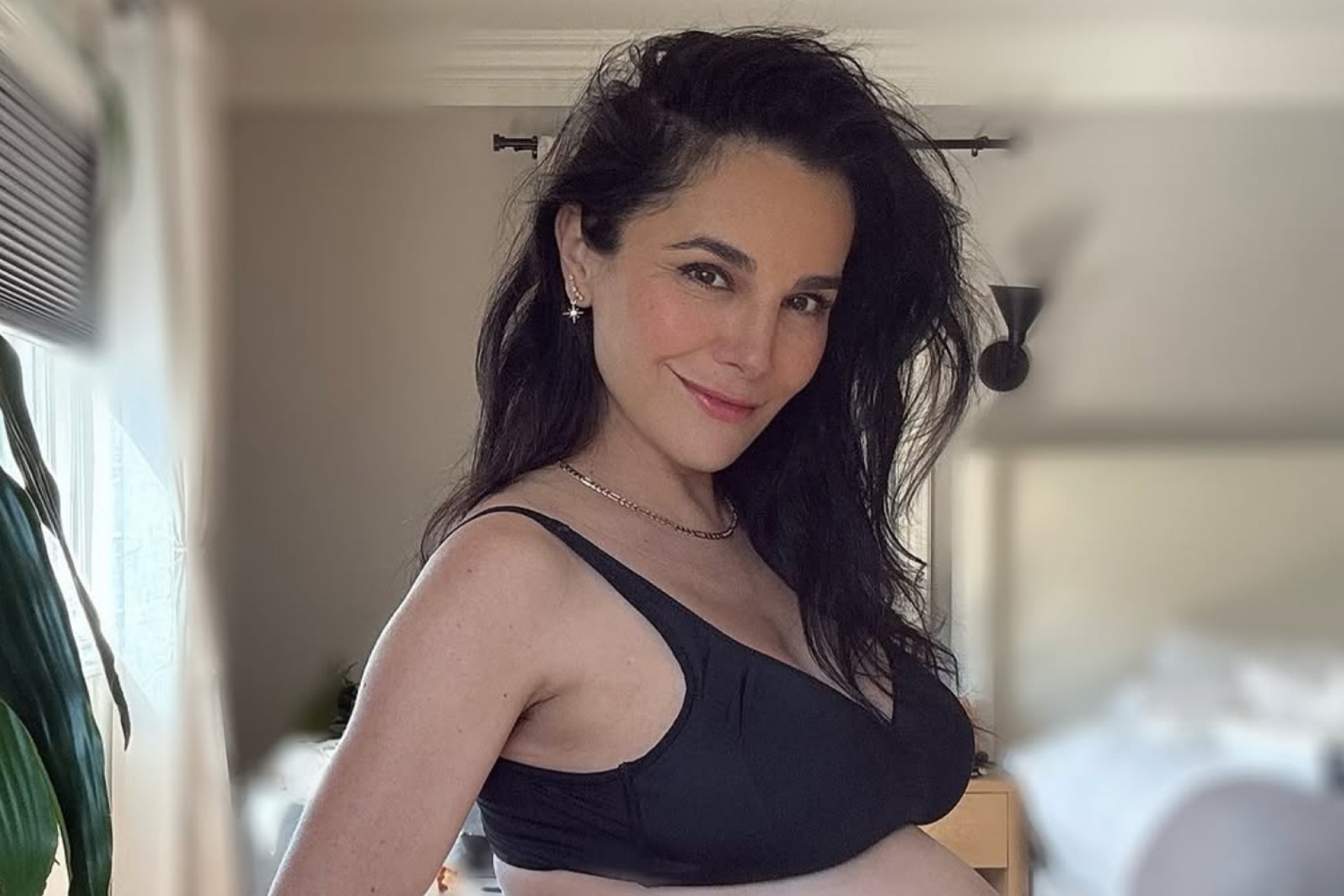 Martha Higareda comparte la angustiante experiencia que vivió tras el nacimiento de sus gemelas