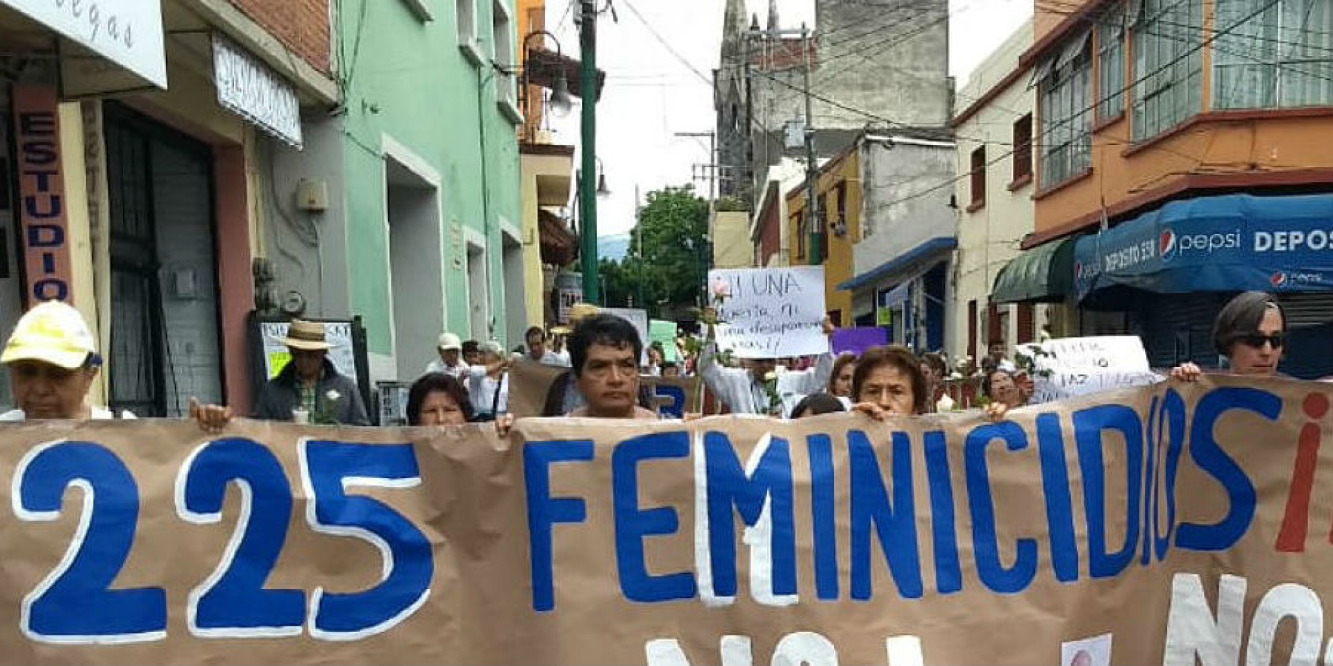 Marcha Asociación Cívica Morelense contra el feminicidio