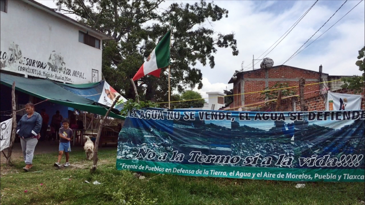 Vecinos de San Pedro Apatlaco vuelven a detener obras de acueducto