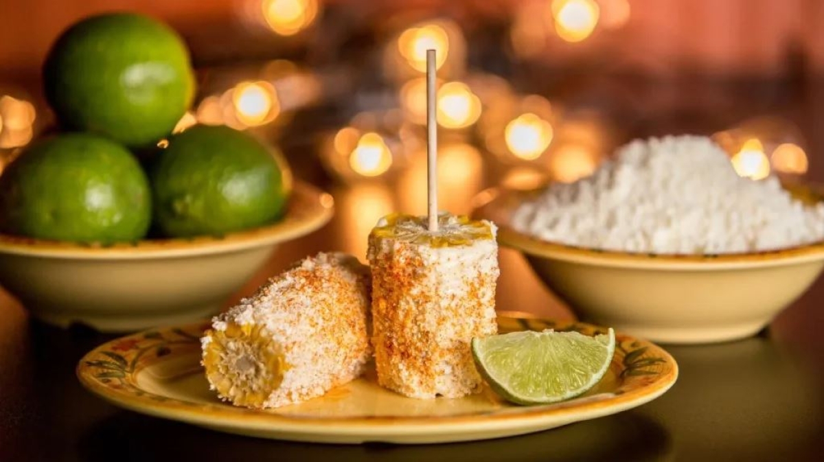 Errores que cometes al cocer tus elotes y que los dejan duros