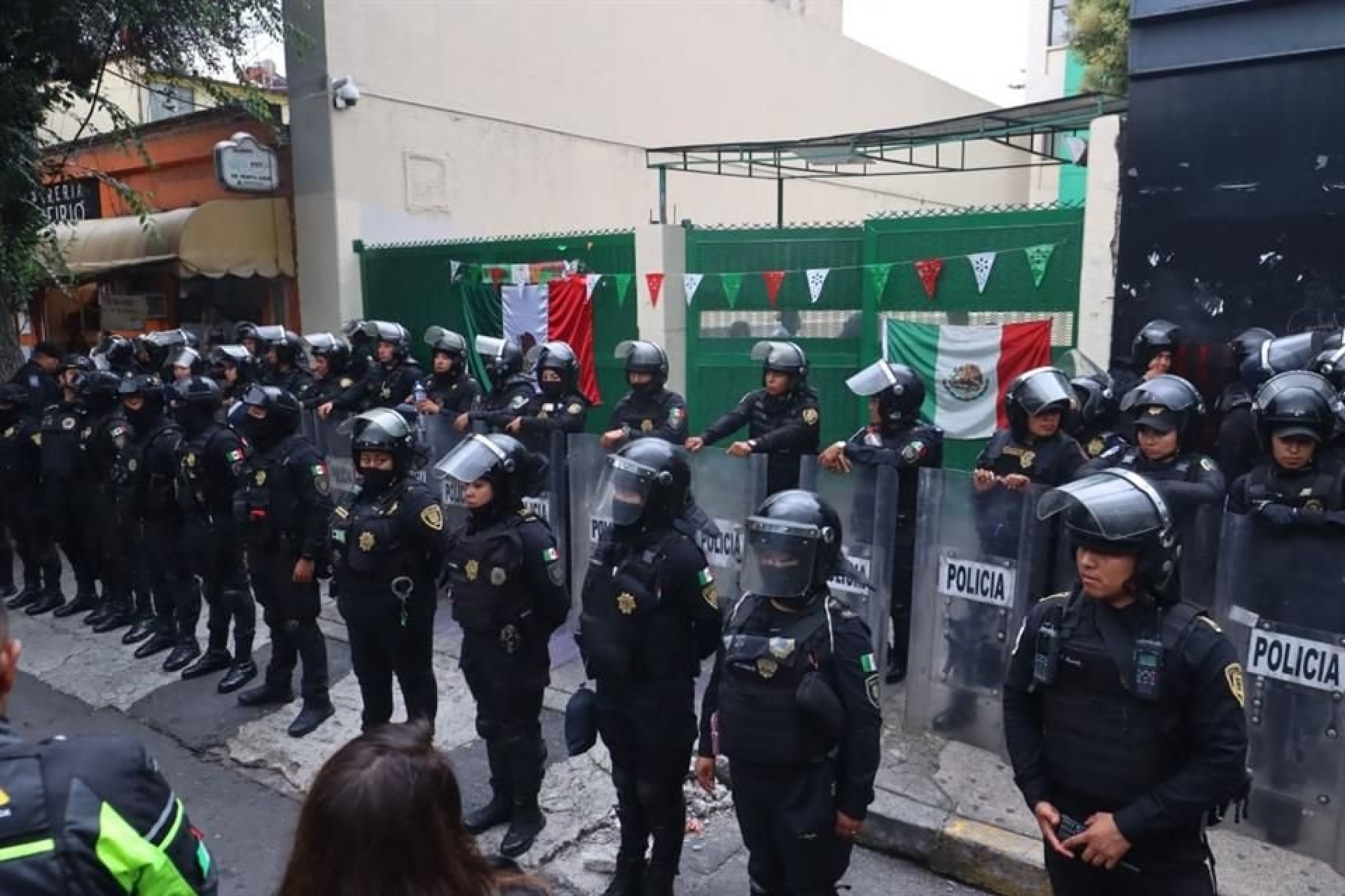 Ximena 'N' evita proceso penal por discriminación con disculpa y pago de 97 mil pesos