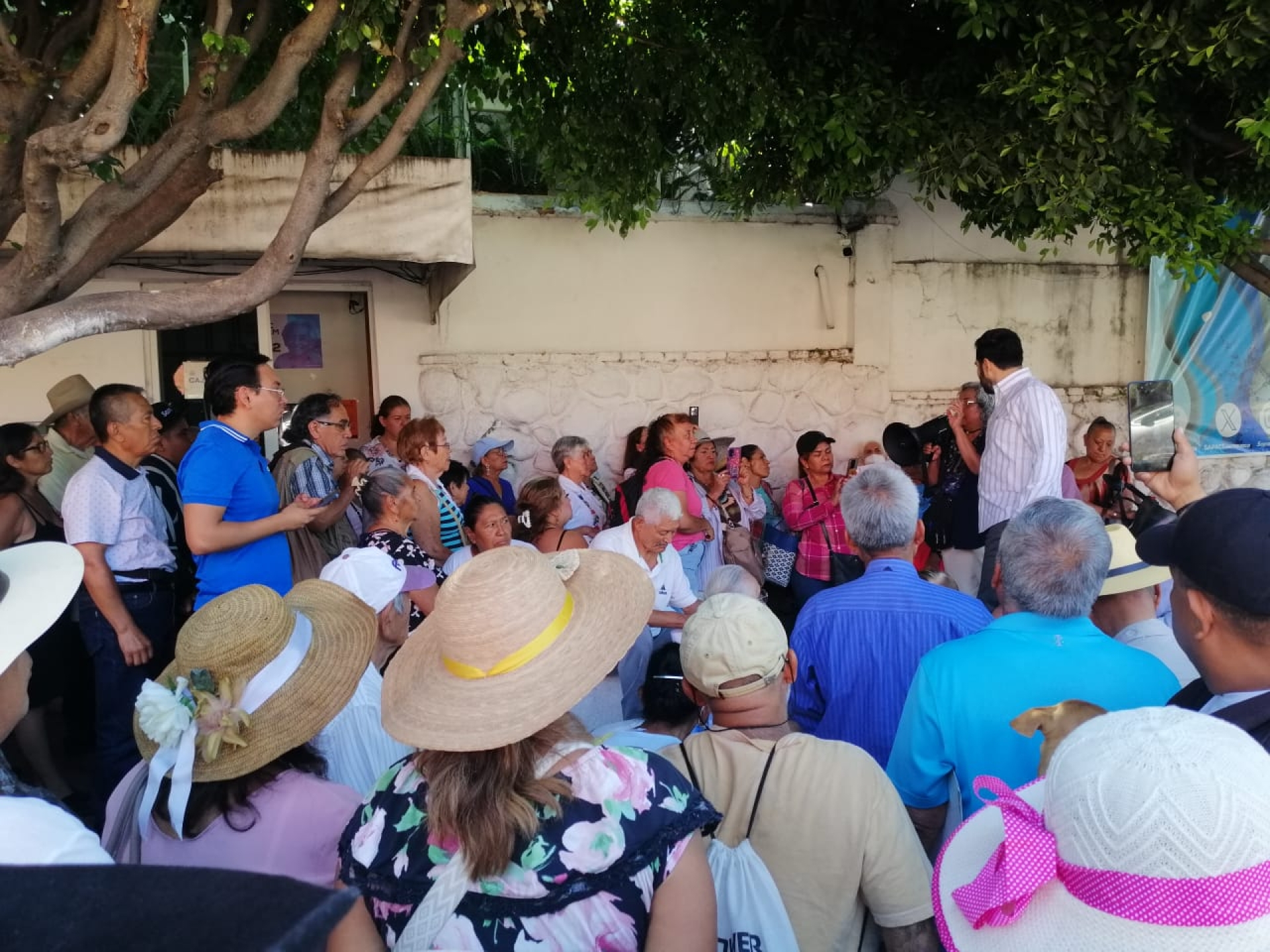 Protesta Asociación Cívica Morelense ante SAPAC; externa rechazo a cualquier ajuste a tarifas de agua