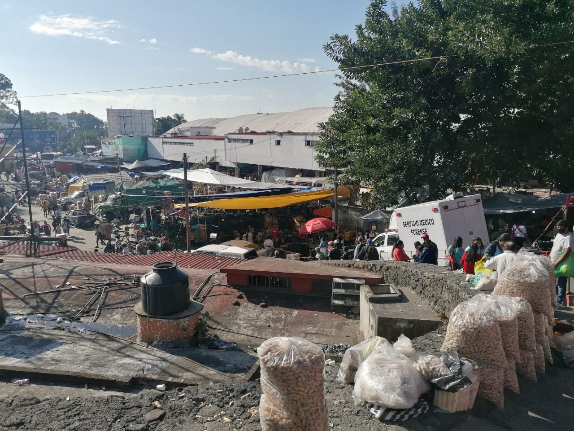 Asesinan a tiros a un hombre en el mercado ALM