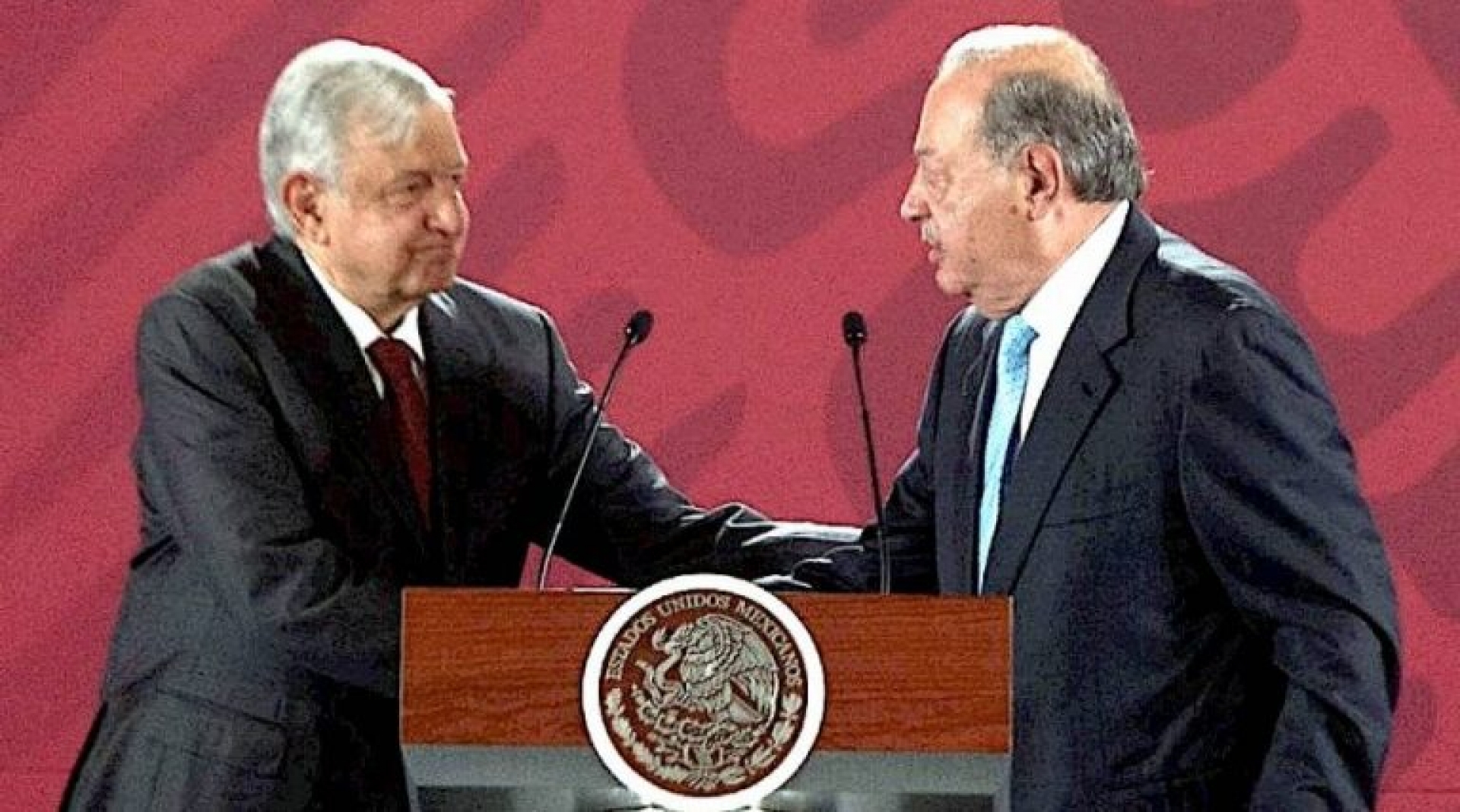 AMLO da la razón a Slim y acepta que la economía de México necesita una 'sacudida'