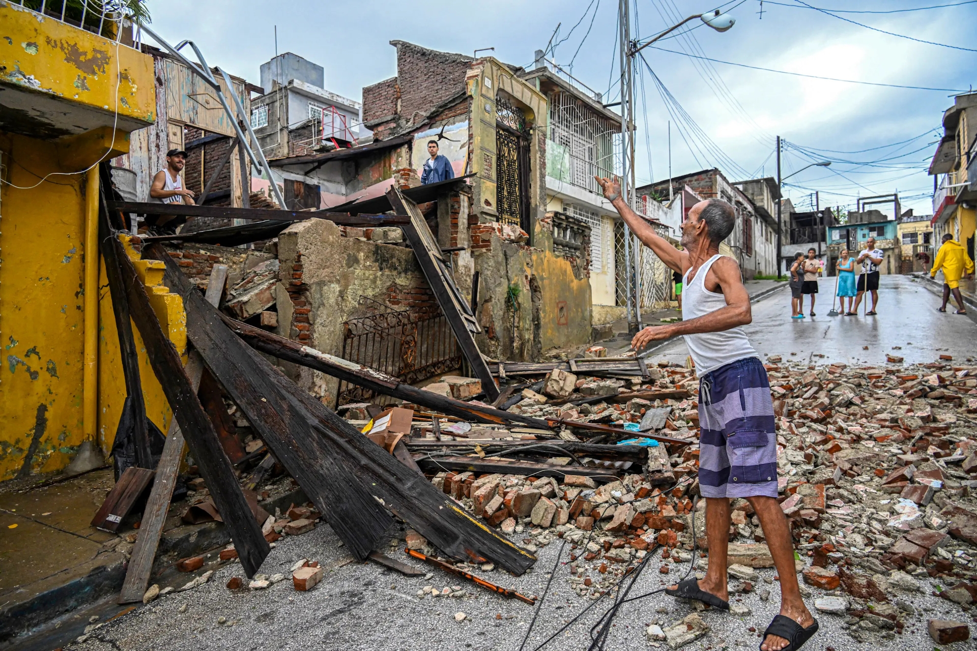 Huracán 'Melissa' deja 16 mil 464 viviendas dañadas en Cuba