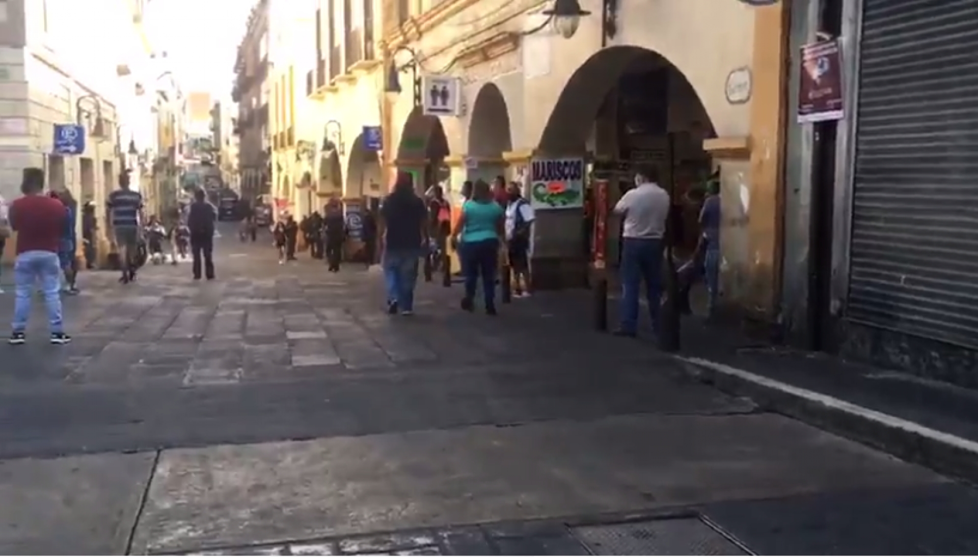Mantienen policías presencia en la calle Guerrero para impedir instalación de ambulantes