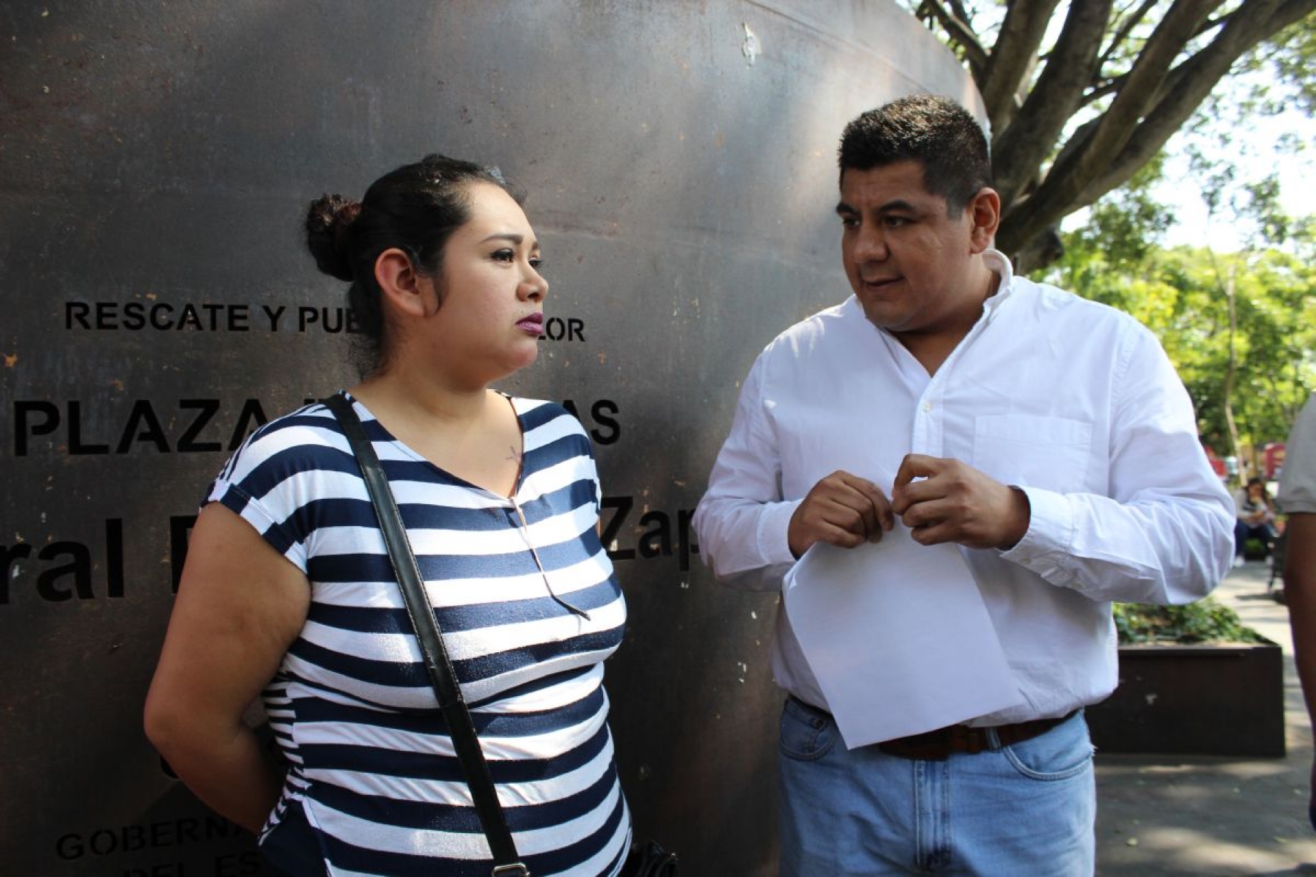 El NGS abandera a comerciantes desalojados del IMSS